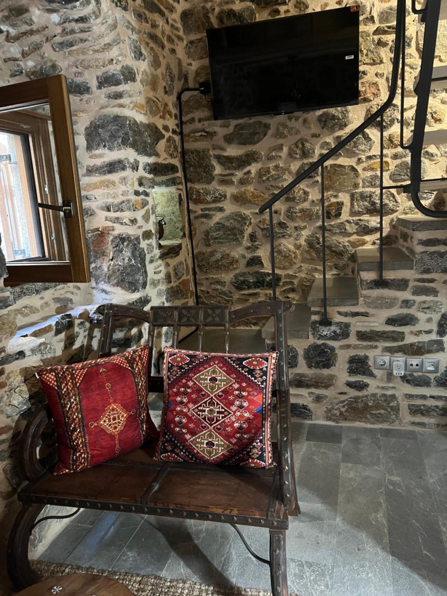 Byzantine Home In The Castle Mestá Eksteriør billede